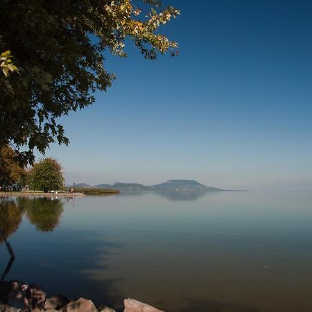 Frankie Holiday Apartment II. Balatongyörök Zewnętrze zdjęcie